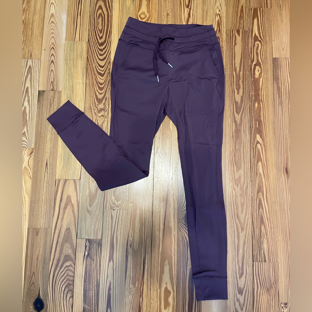 NWT HALARA Stretch Joggers Maroon Size S
